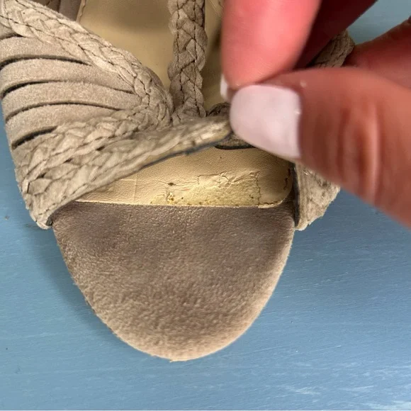 Vince Camuto Janil open toe suede block heel sandal - Picture 11 of 11